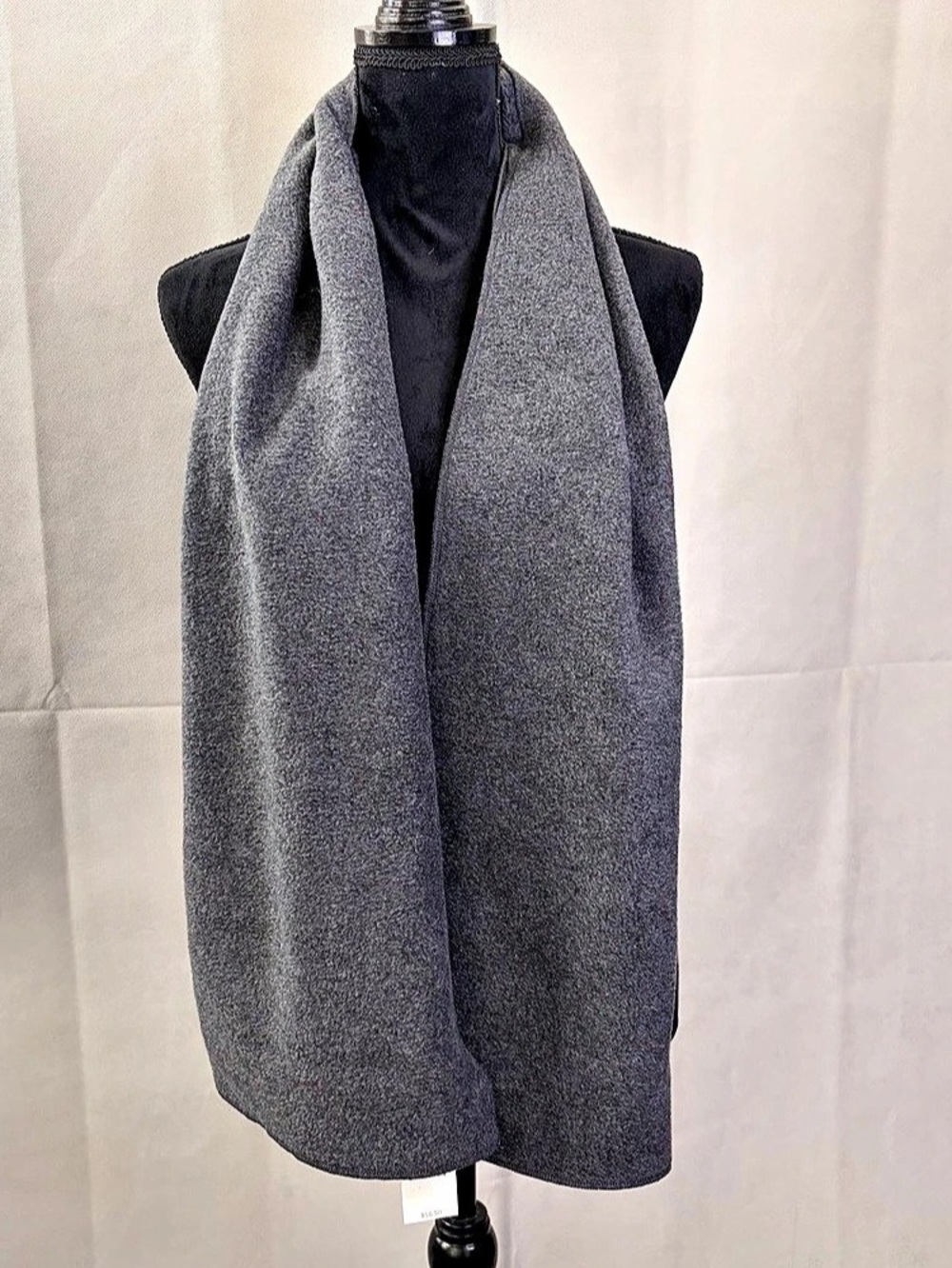 Gap Gray Scarf NWT